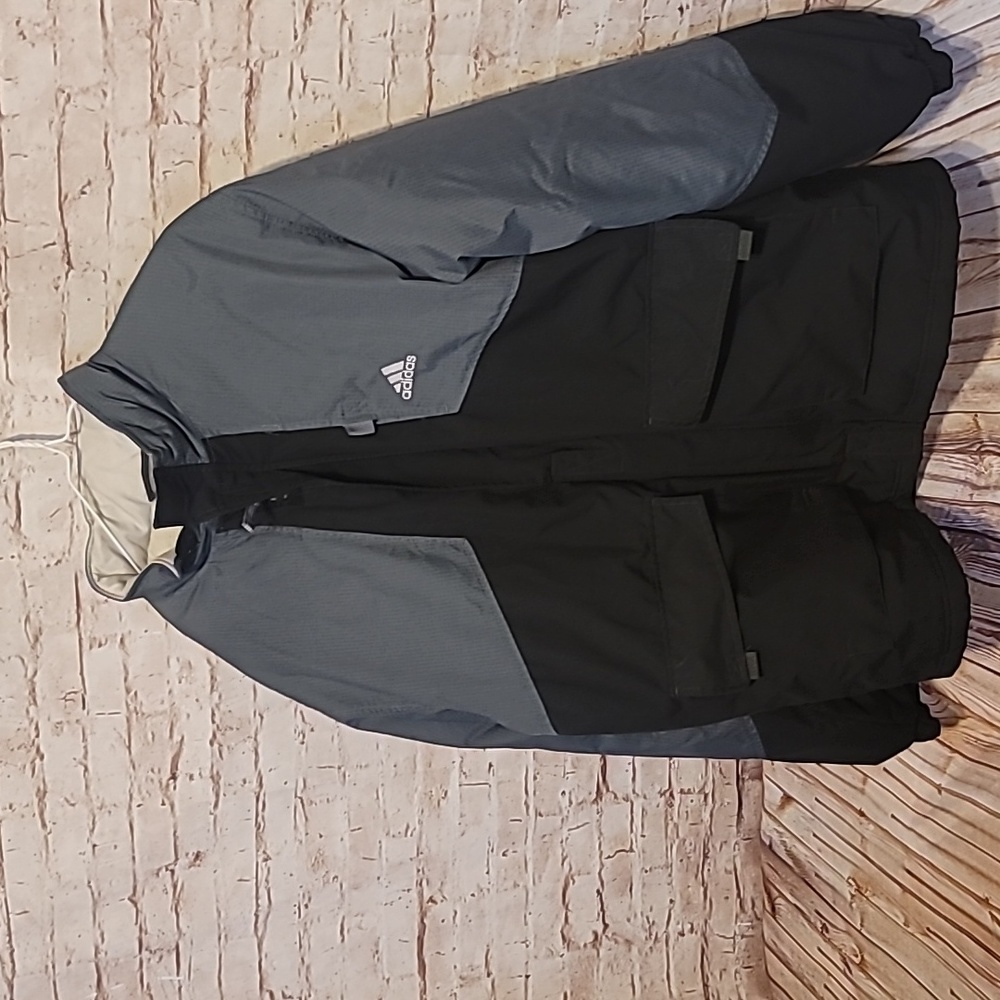 Nice Men's puffer adidas coat large